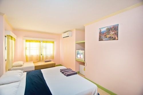 G.I Lodge Praia de Jomtien Exterior foto